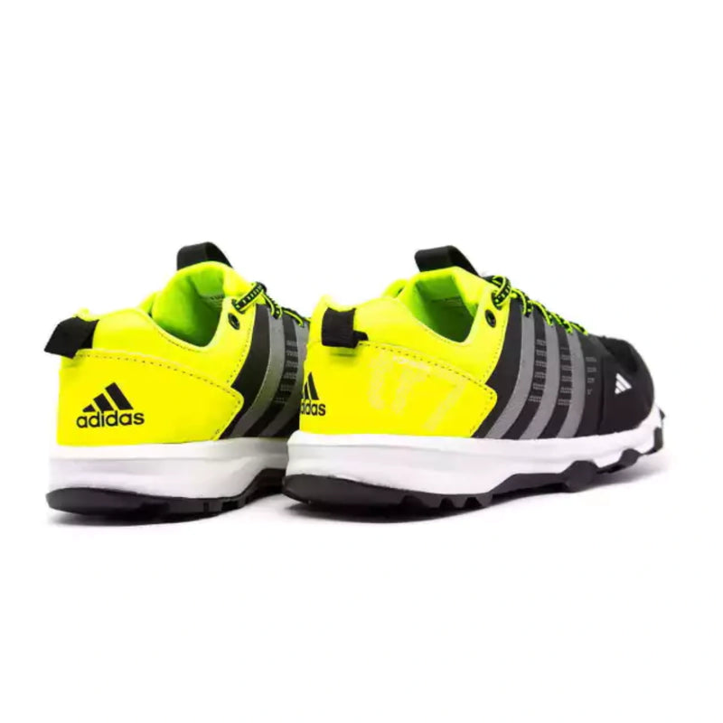 Tênis Adidas Kanadia