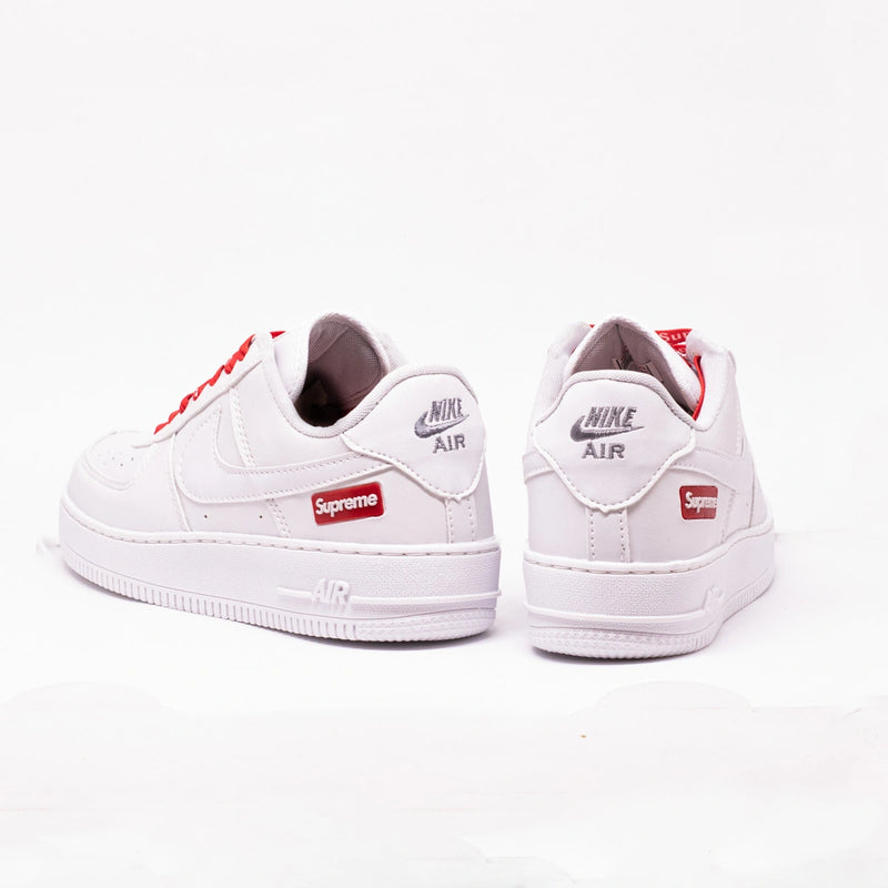 Tênis Nike Air Force Supreme