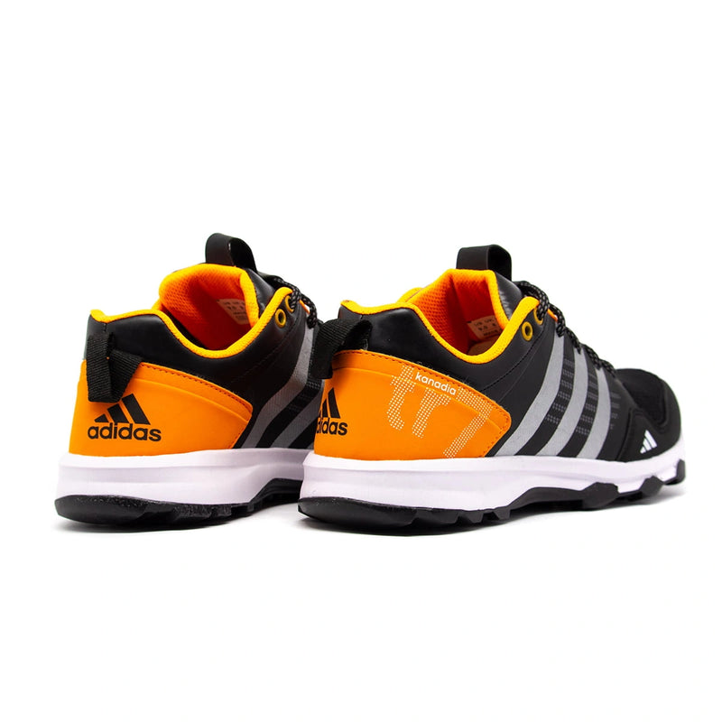 Tênis Adidas Kanadia